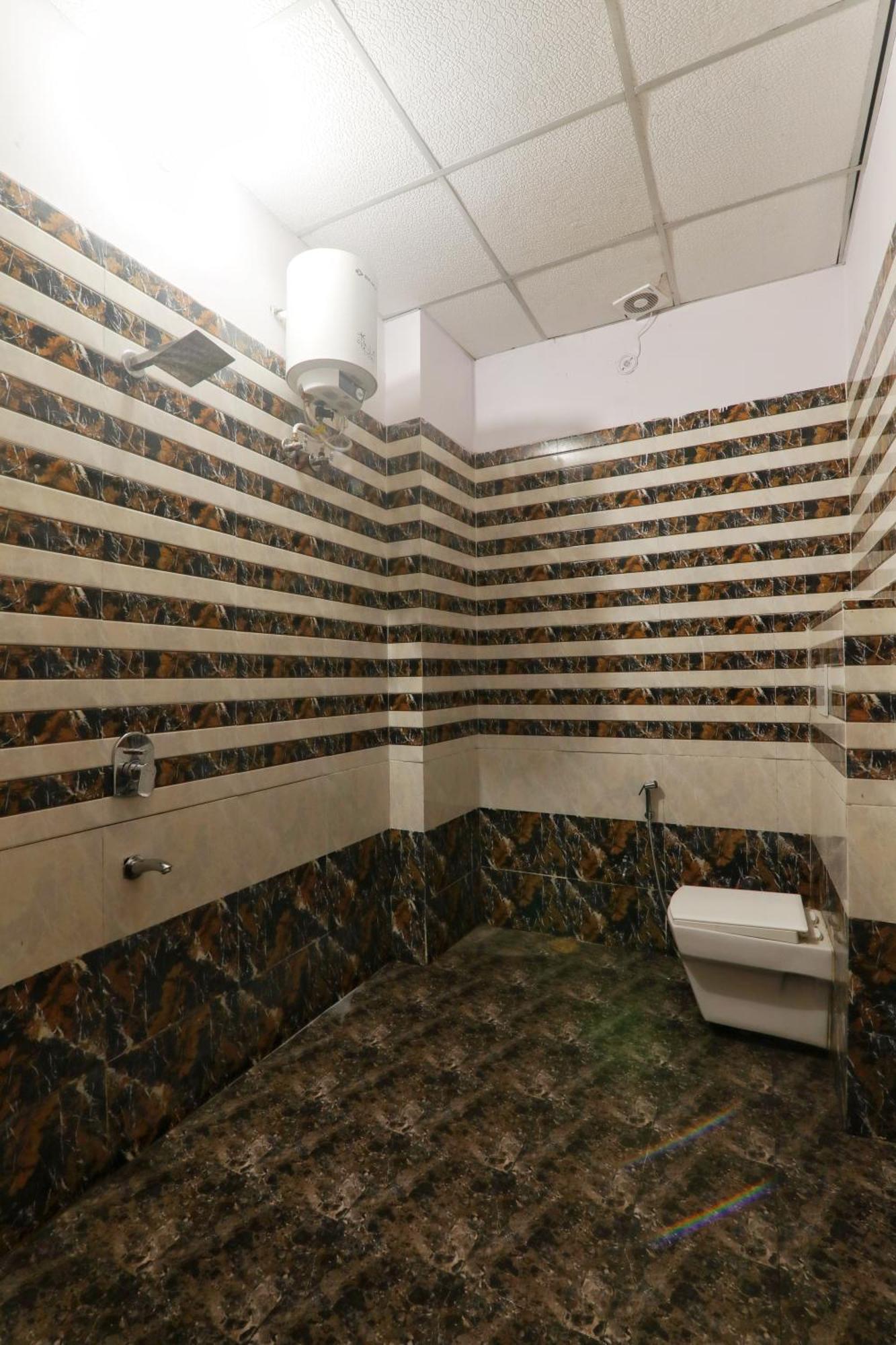 Hotel Cristelia 러크나우 외부 사진